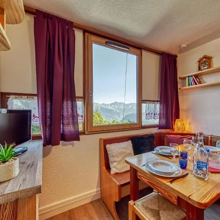 Apartment Vostok Zodiaque-93 By Interhome
